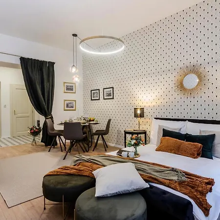 Royal By Michal&friends Apartment