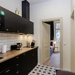 Royal By Michal&friends Apartamento