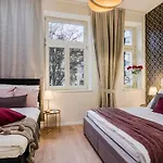 Royal By Michal&friends Apartamento *